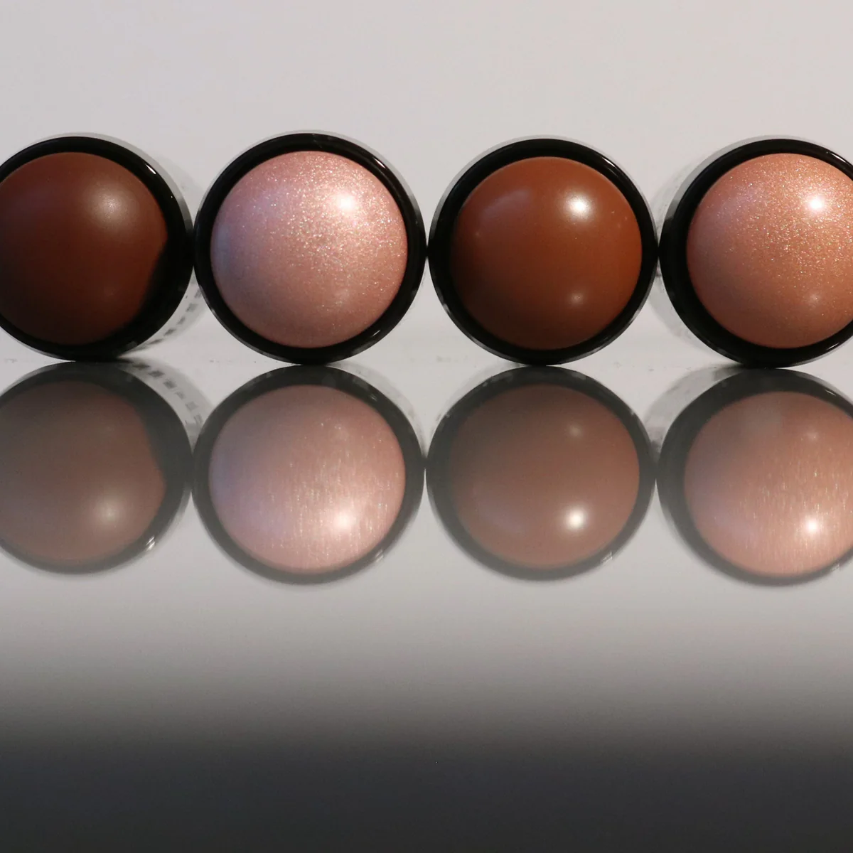 Cream Highlight Stick - Image 11