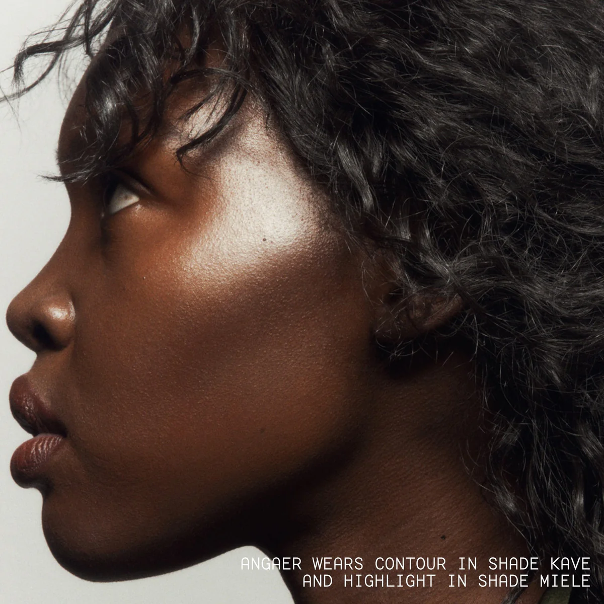 Cream Highlight Stick - Image 3