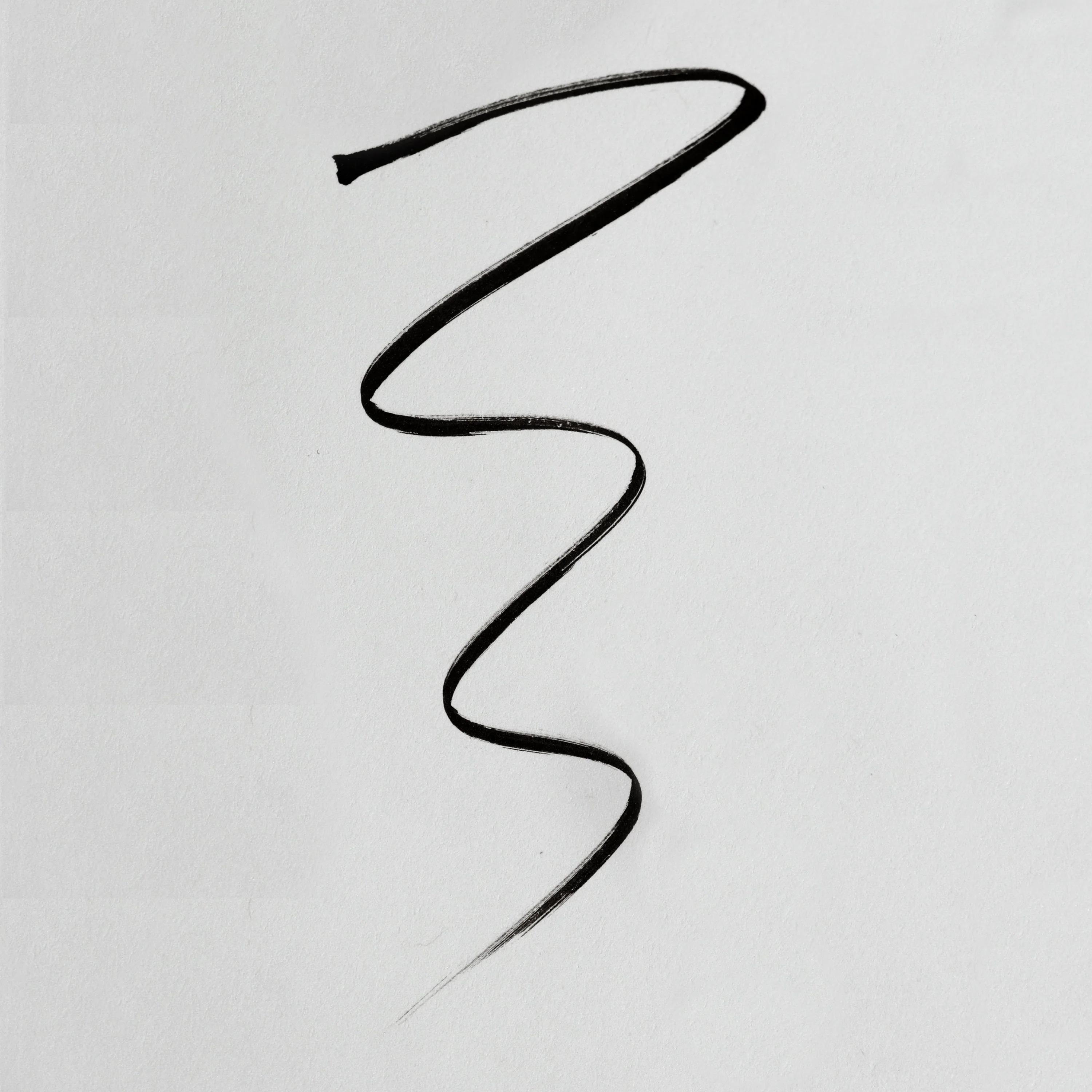 Liquid Pen Eyeliner - Image 2