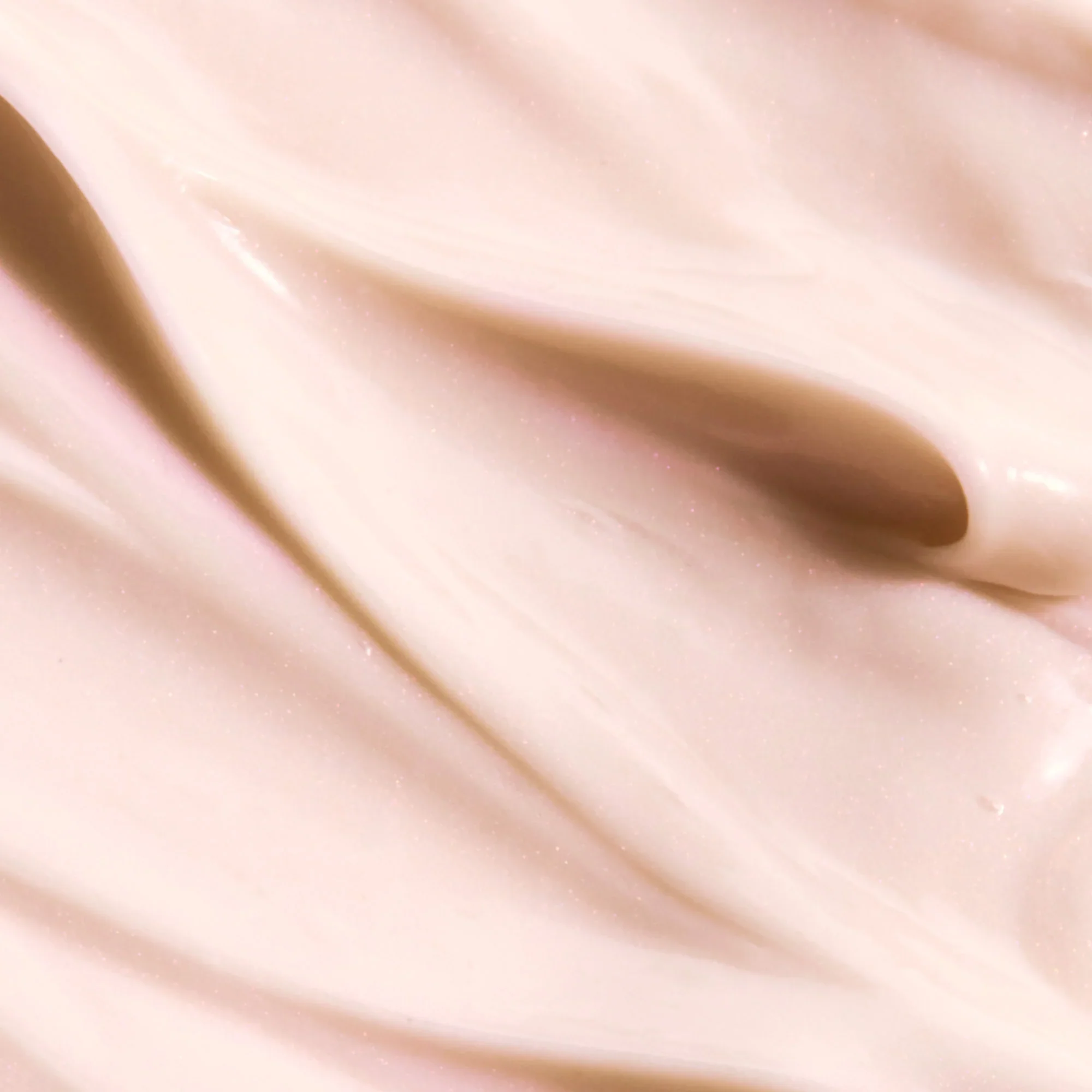 Instant Glow Serum - Image 2