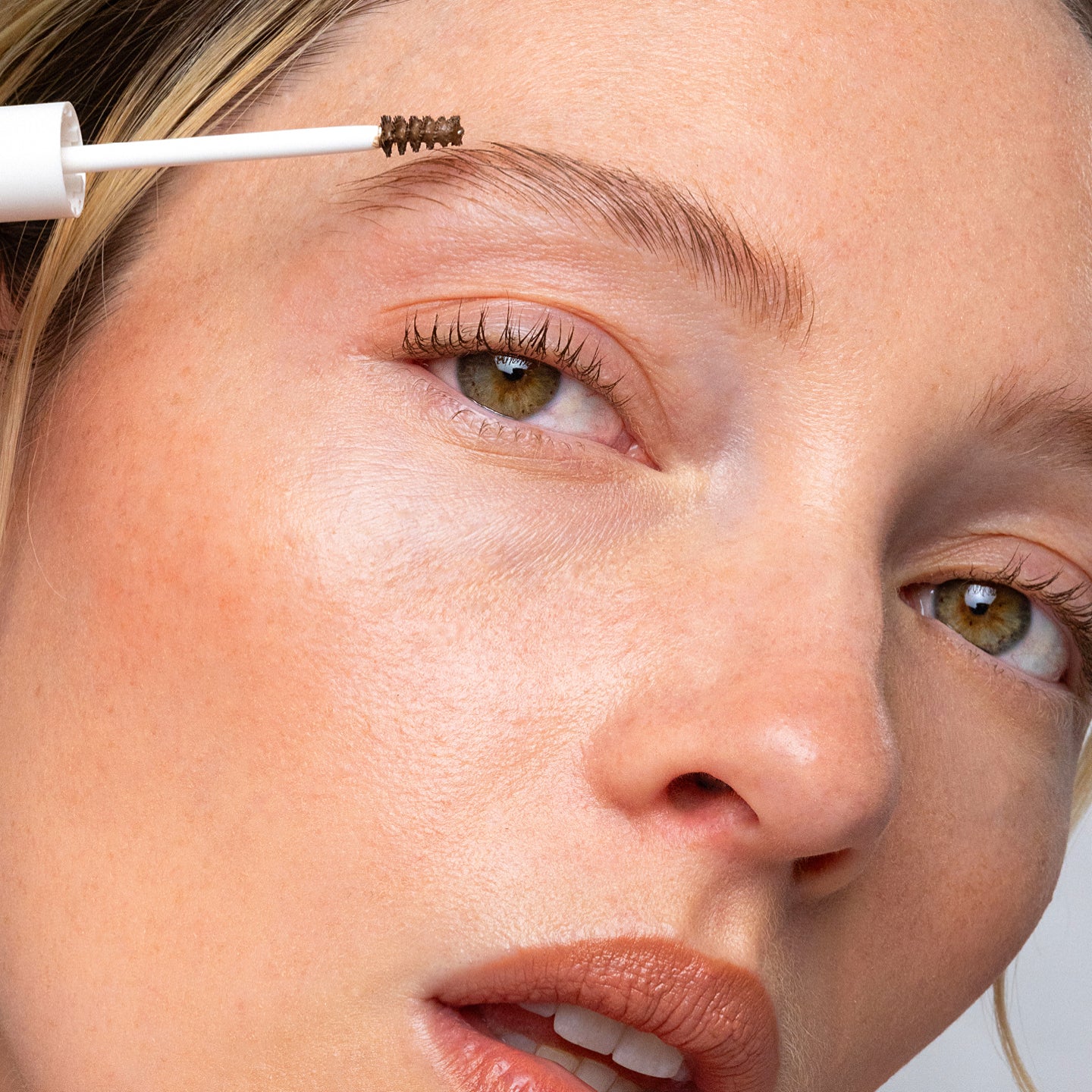 Argan Brow Hero - Image 11