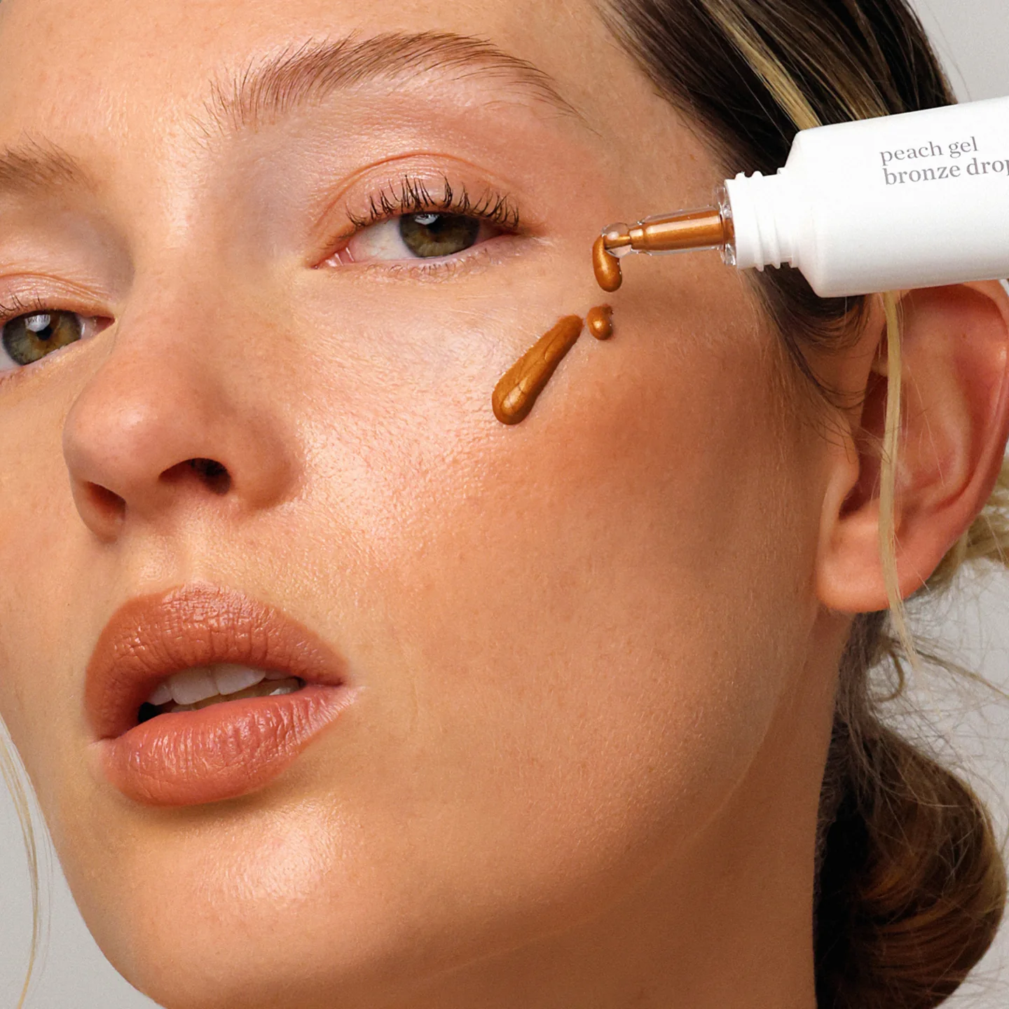 Peach Gel Bronze Drops - Image 8