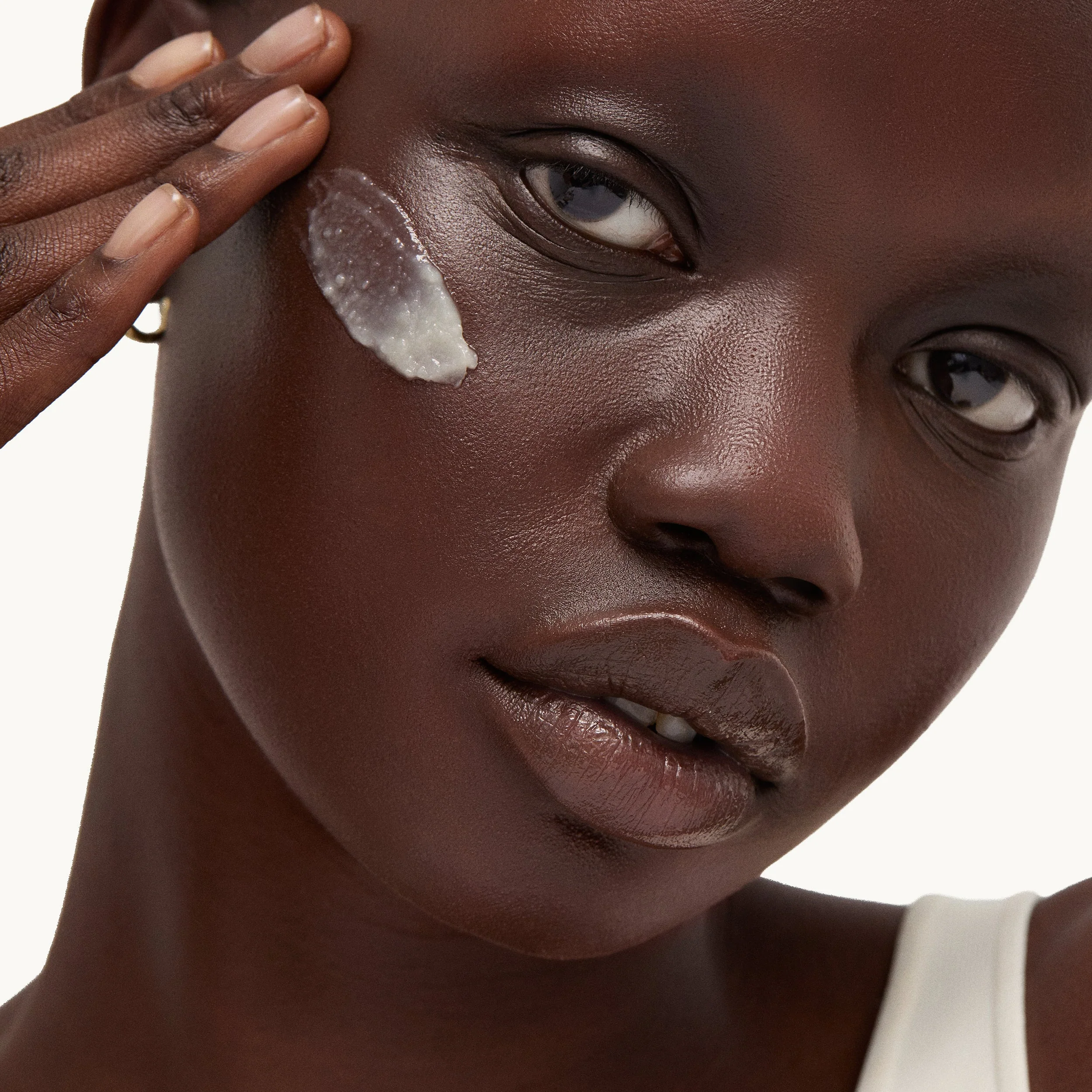 Luminous Cleansing Balm - Image 3