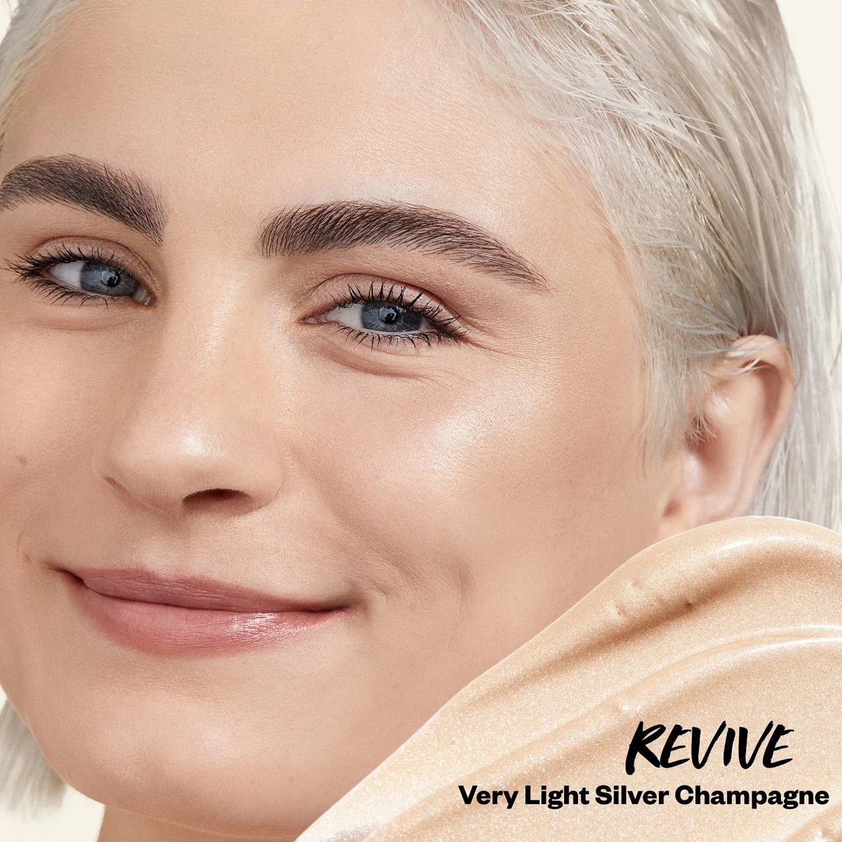 Glow I.V. Vitamin-Infused Skin Enhancer - Image 3