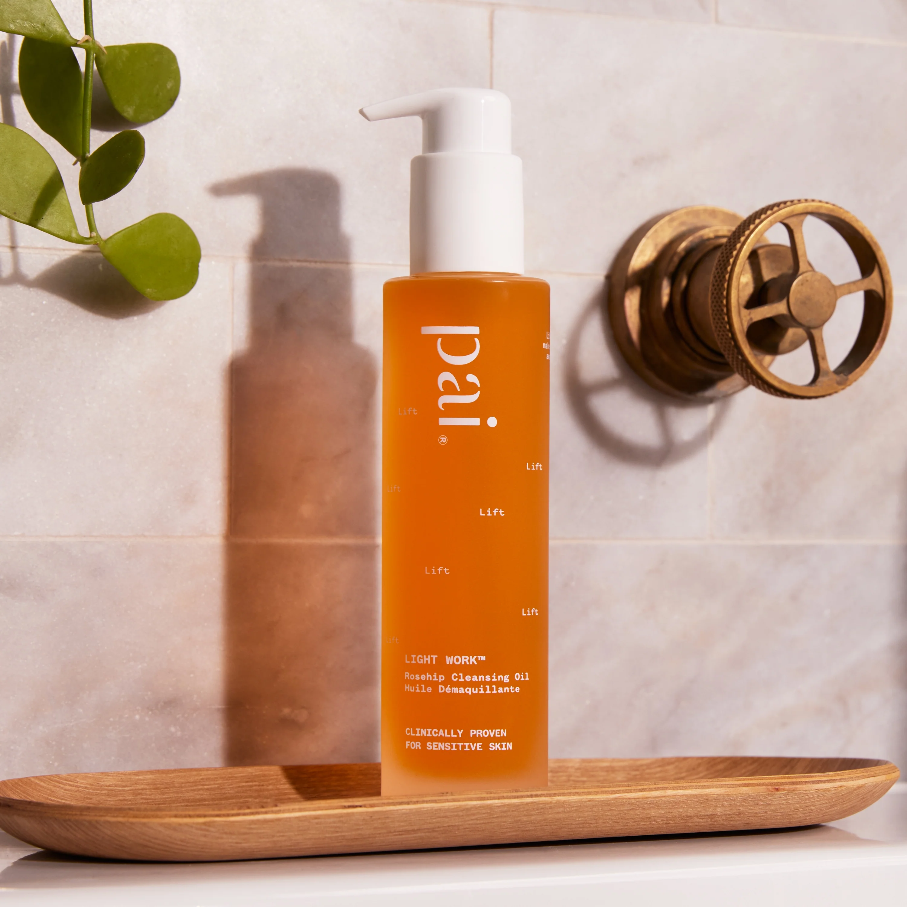 Light Work Cleansing Oil - 100 ml - Image 3