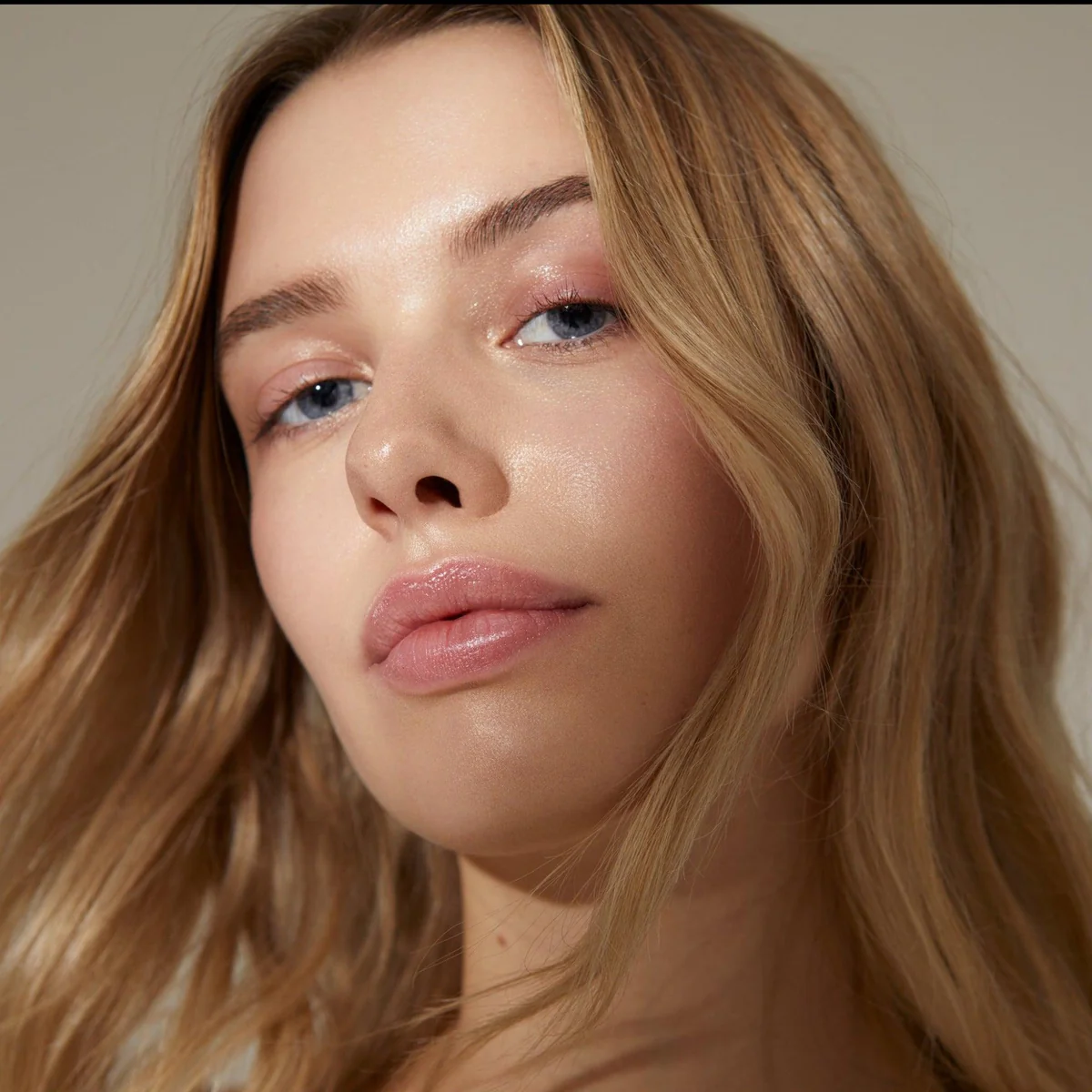 Lip Gloss - Image 8