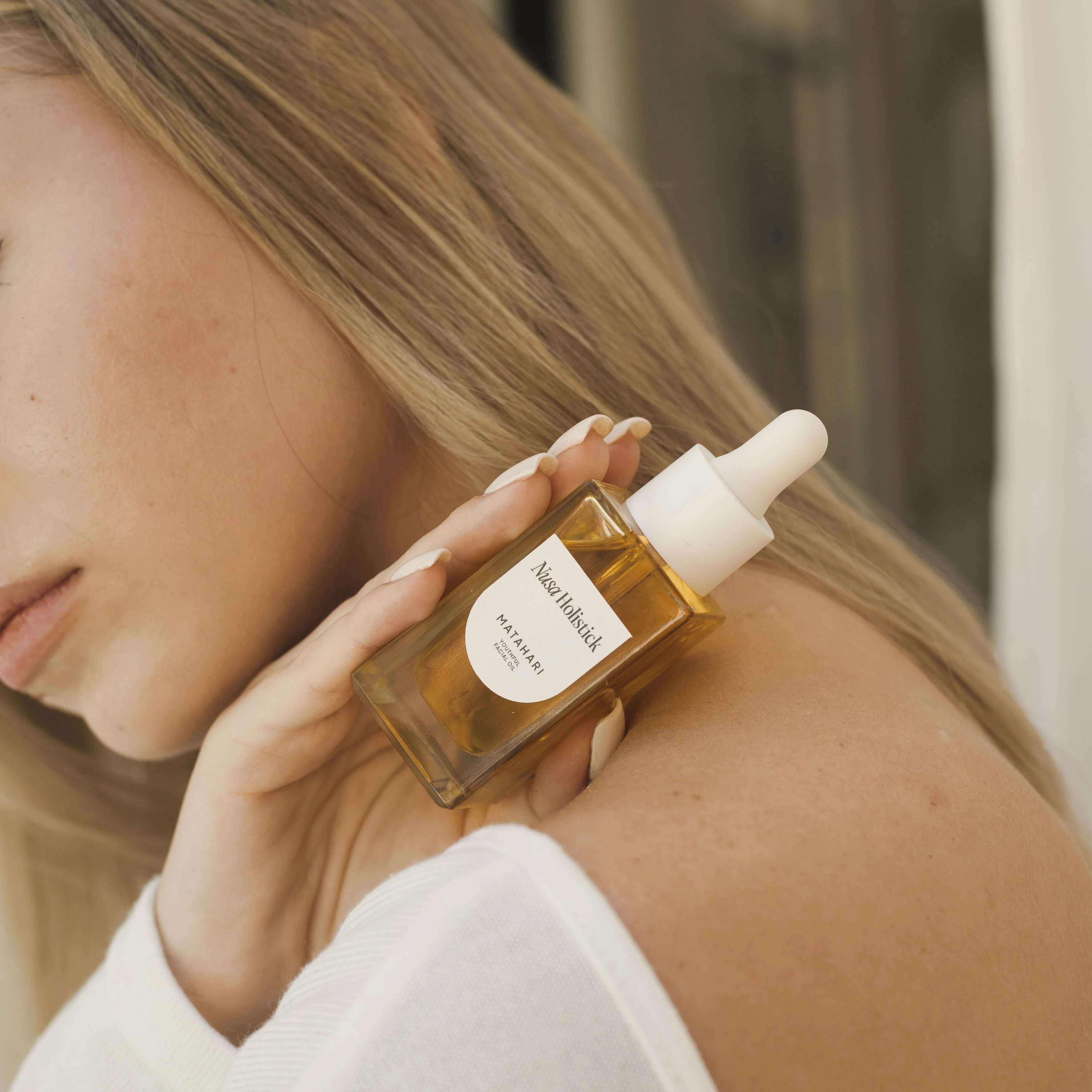 Matahari Youthful Facial Oil - Image 2