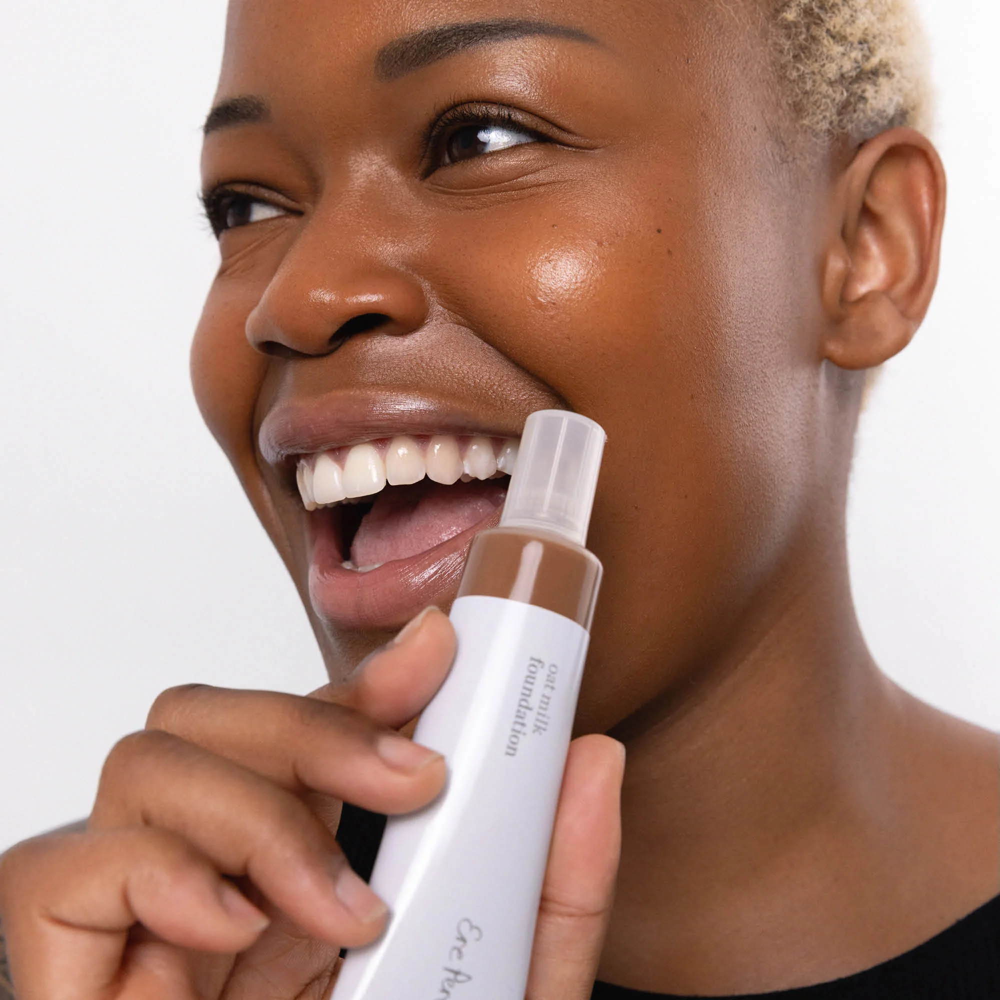 Oat Milk Foundation - Image 64