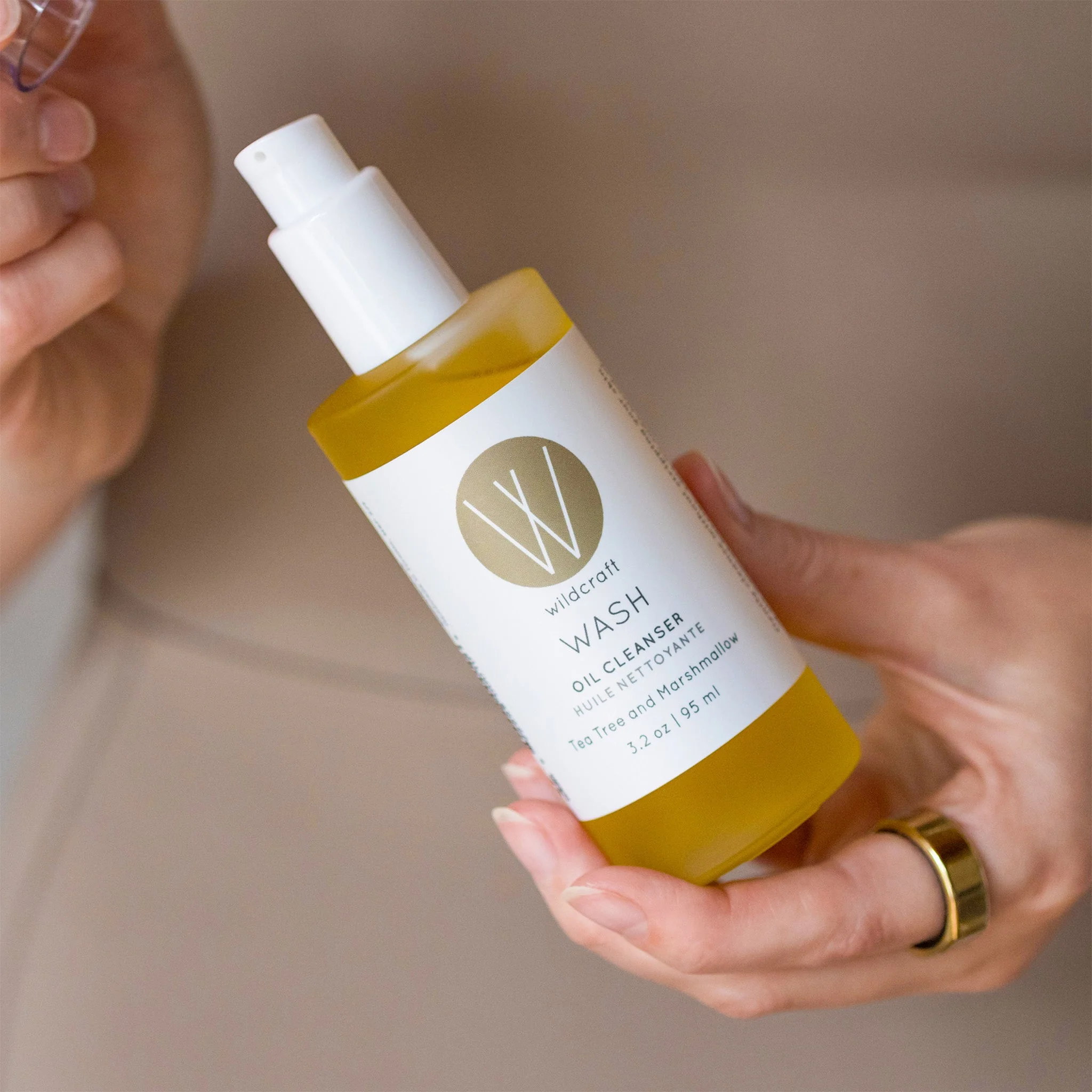 Oil Cleanser - Image 4