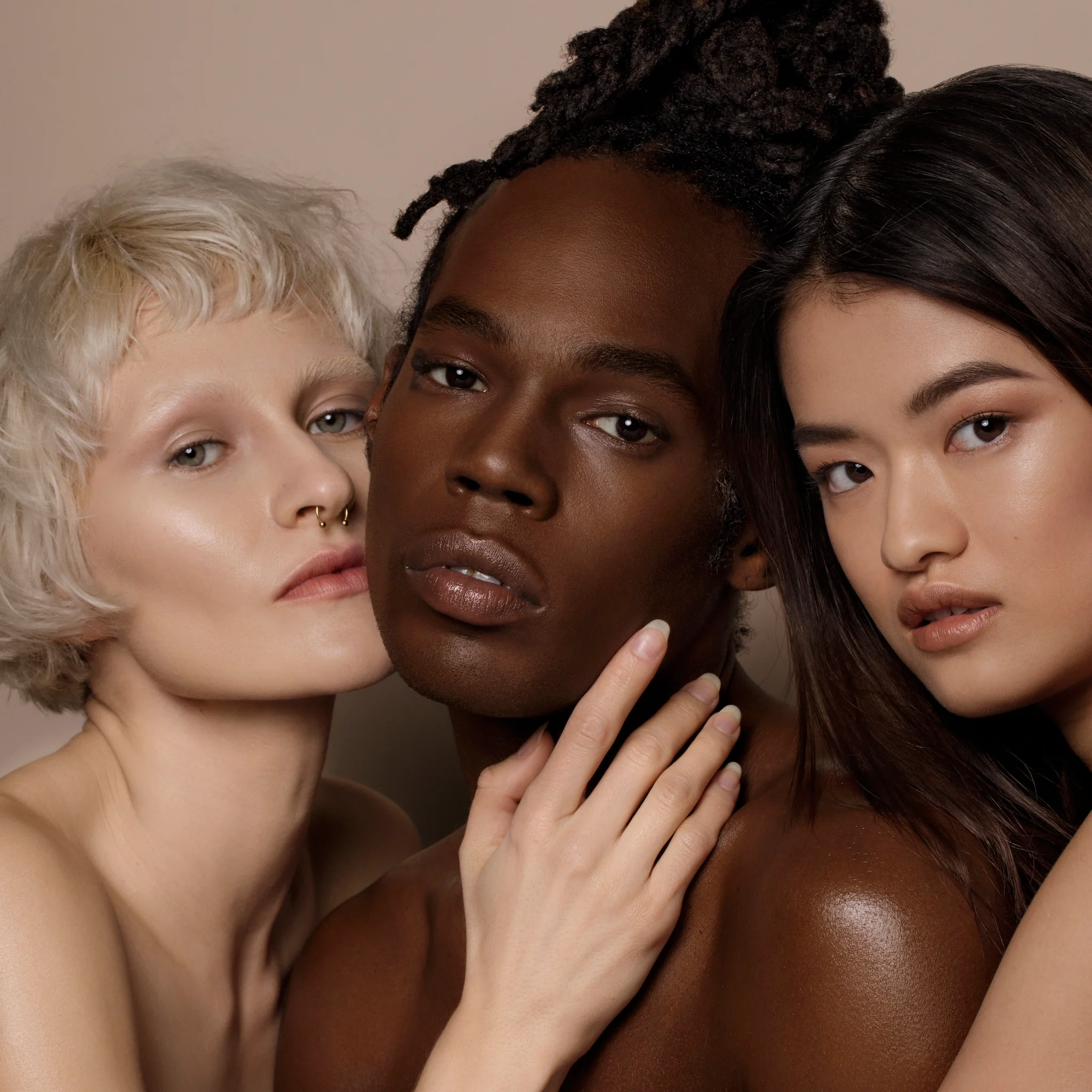 3 Drop Weightless Serum Foundation - Image 16