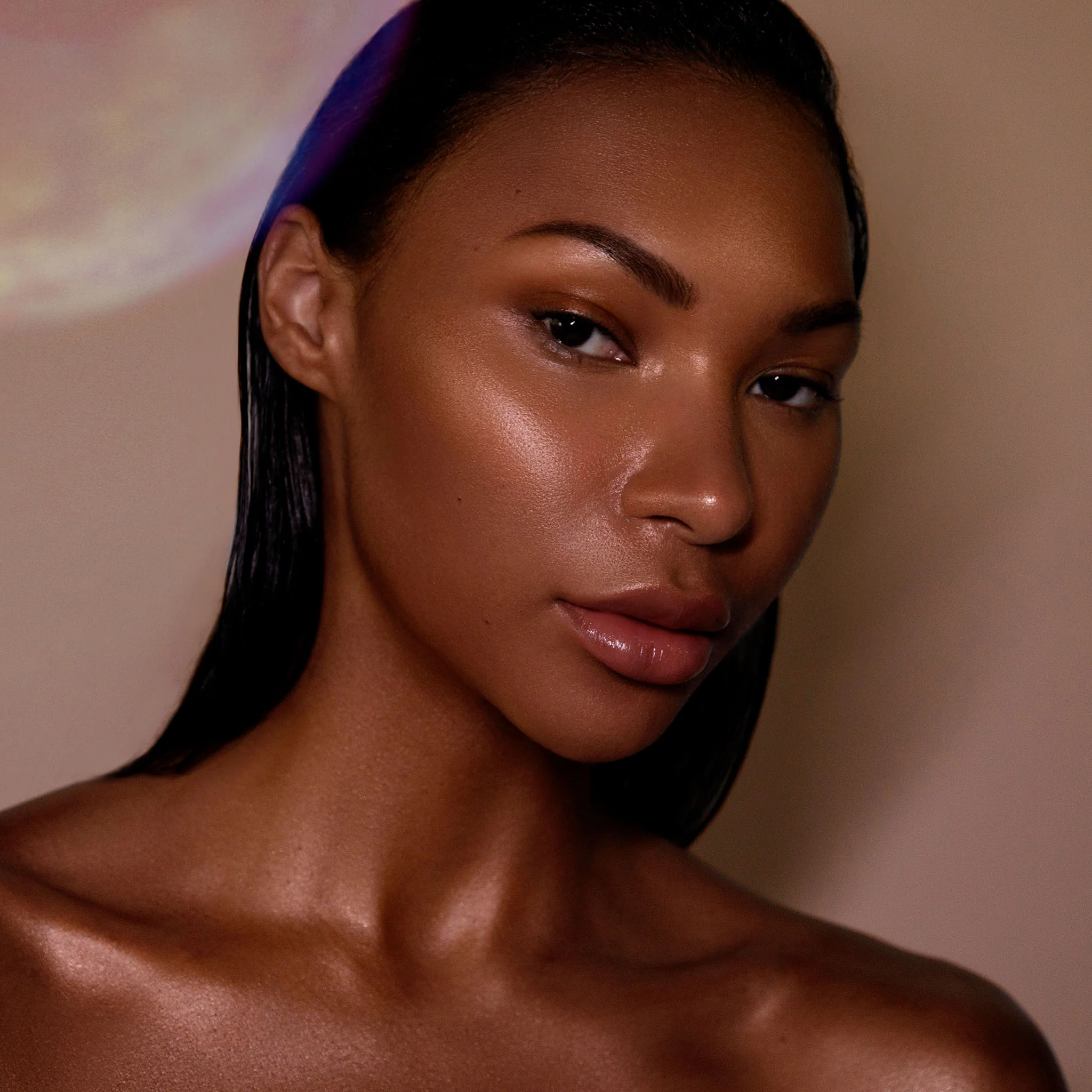 Creature Of Light Full-Face Serum Illuminator - Image 25