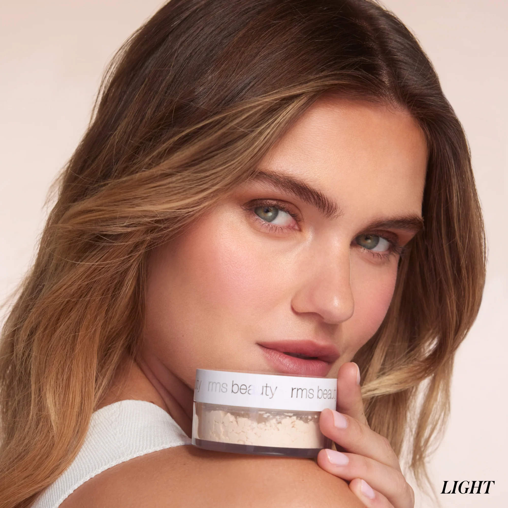 Hydra Setting Powder - Image 8