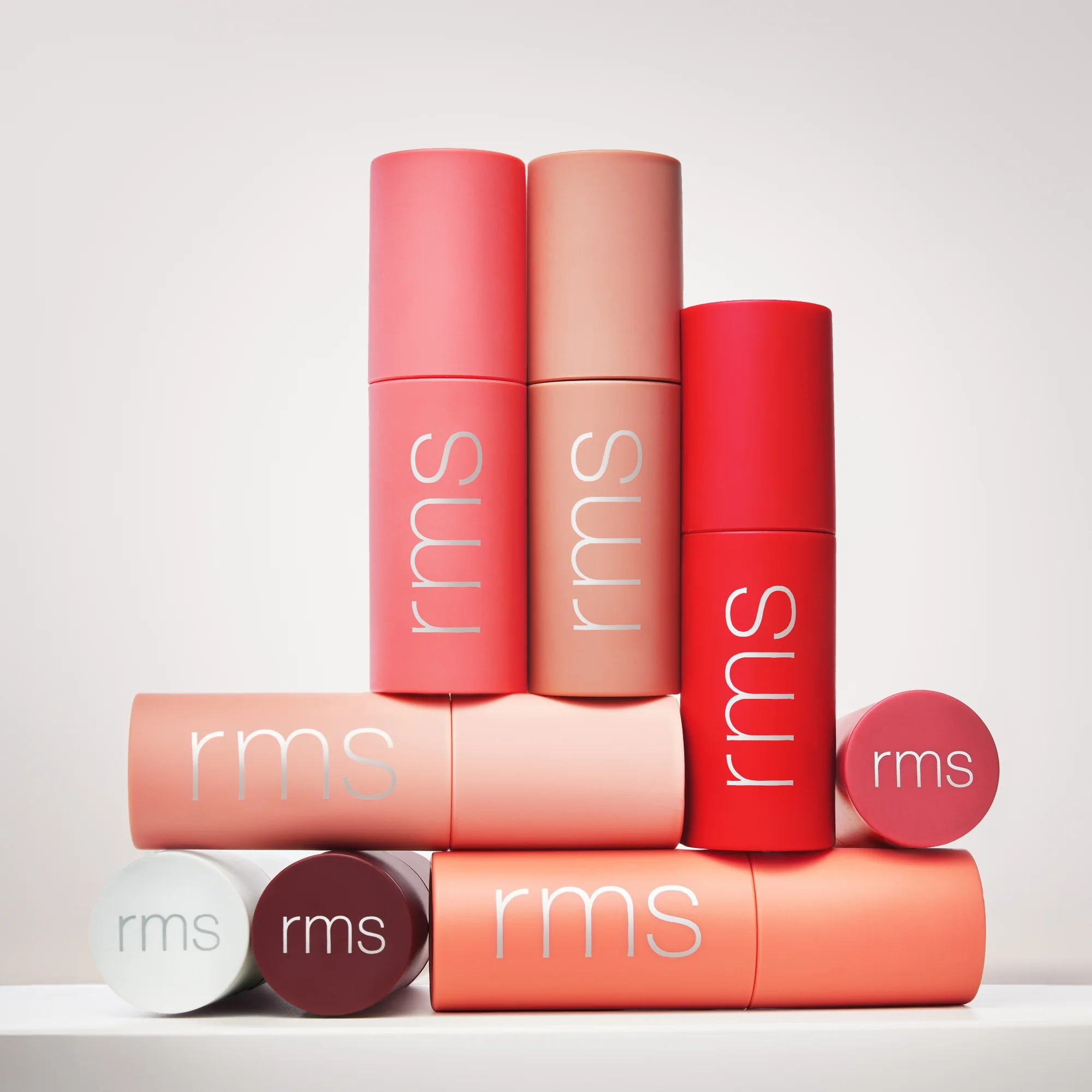 Legendary Lip Oil - Image 40