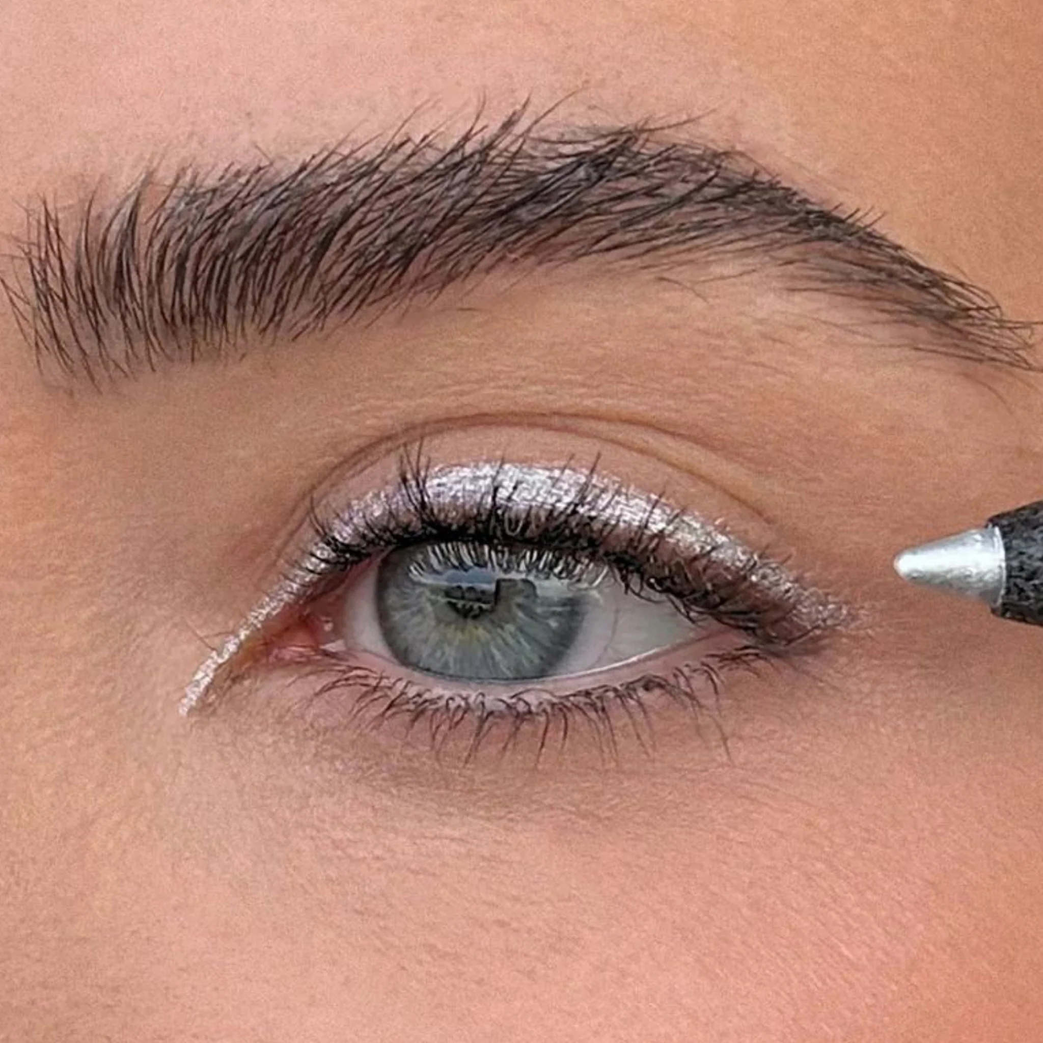 Satin Eyeliner - Image 10