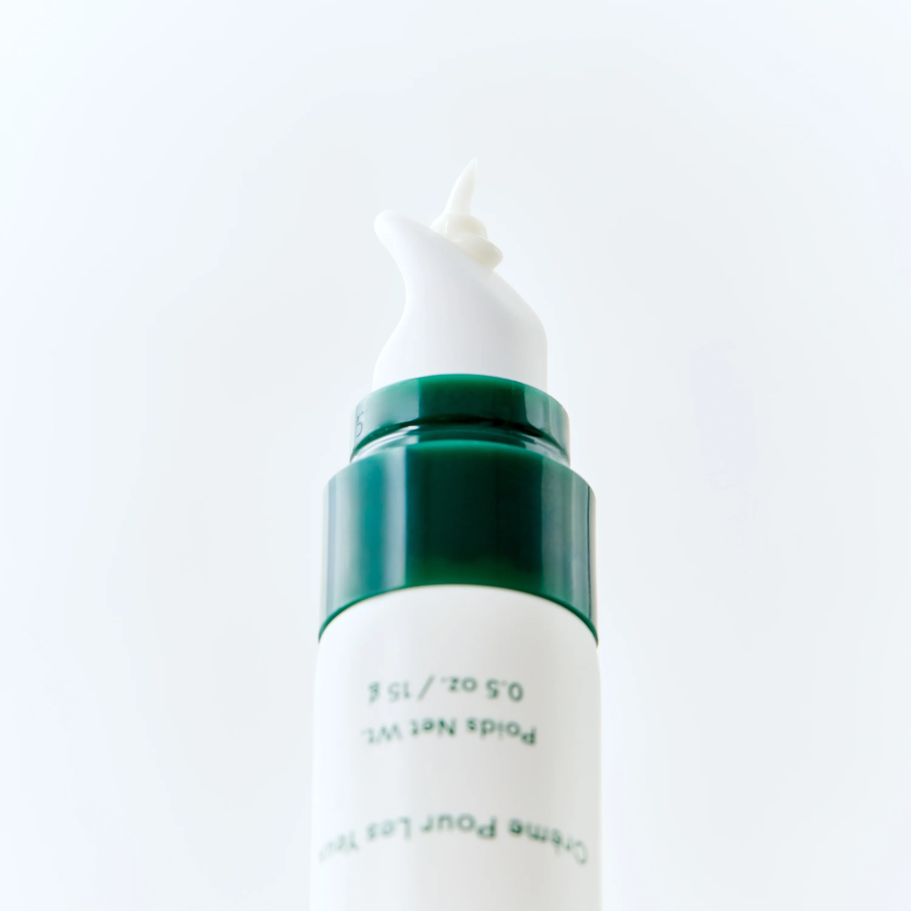 EyeHero™ Bio-Retinol Smoothing Eye Cream - Image 6