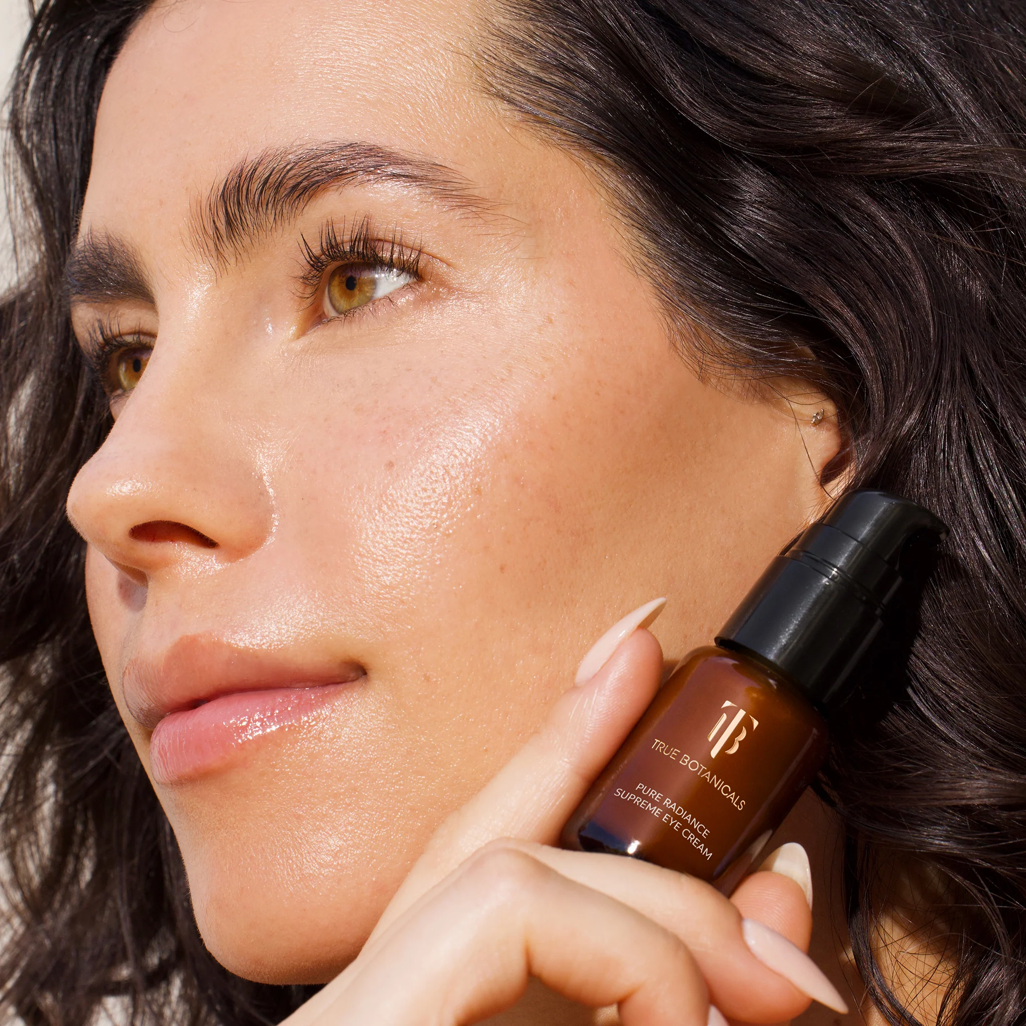 Pure Radiance Supreme Eye Cream - Image 3