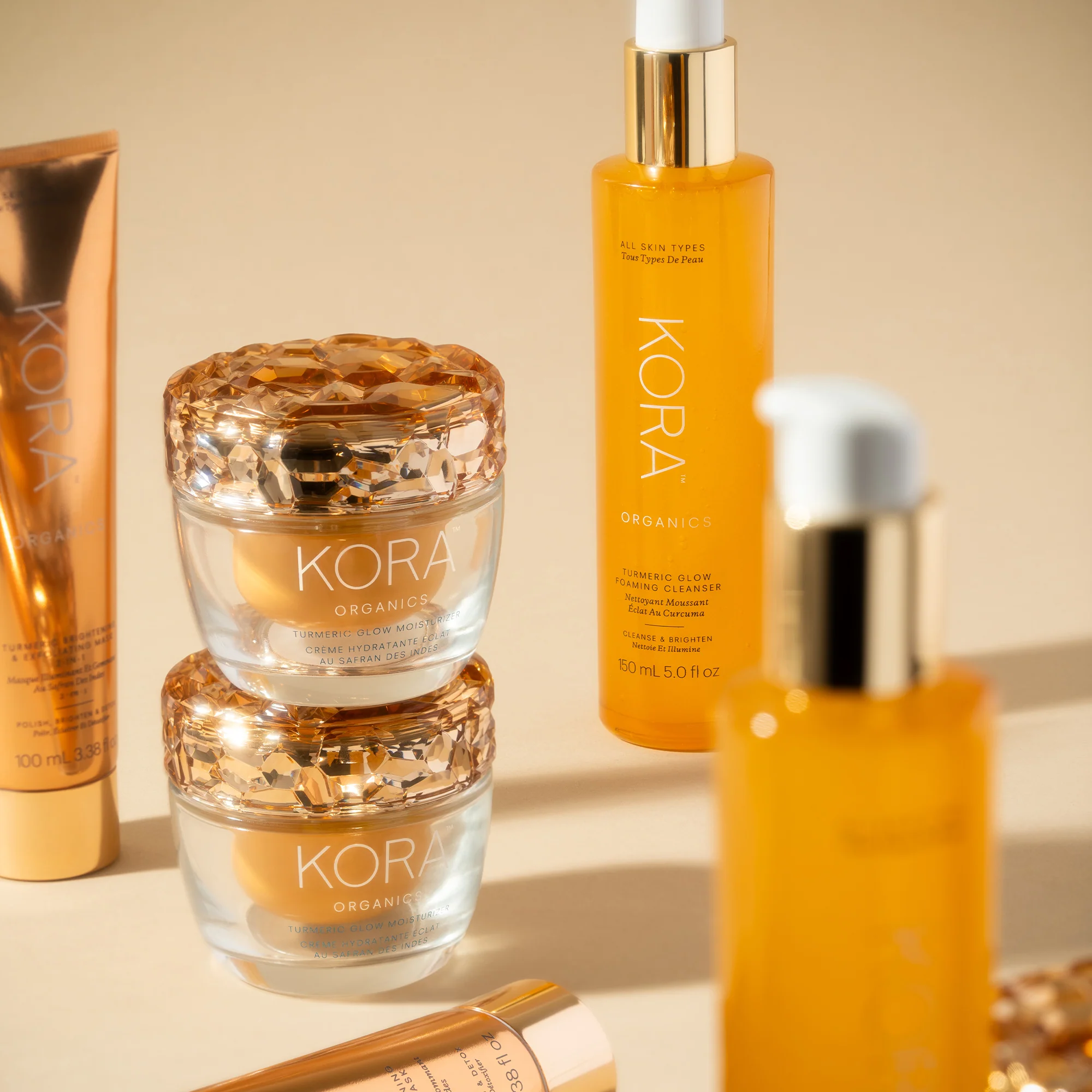Turmeric Brightening & Exfoliating Mask - Image 6