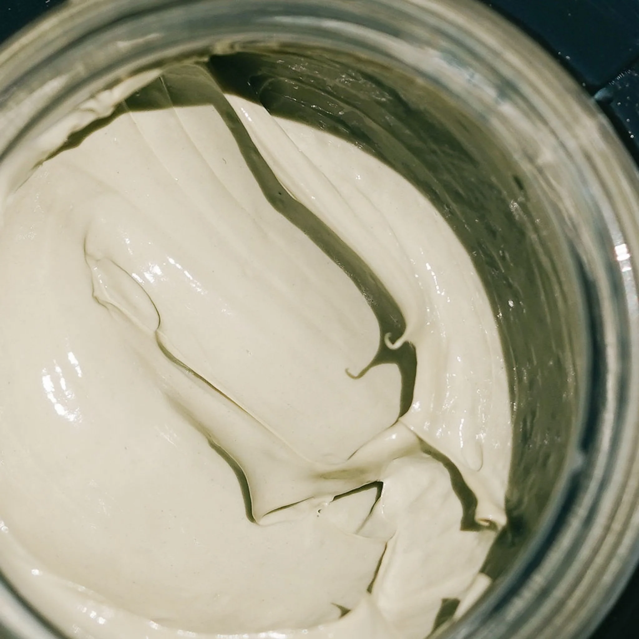 Volcanic Sea Clay Detox Masque - Image 5
